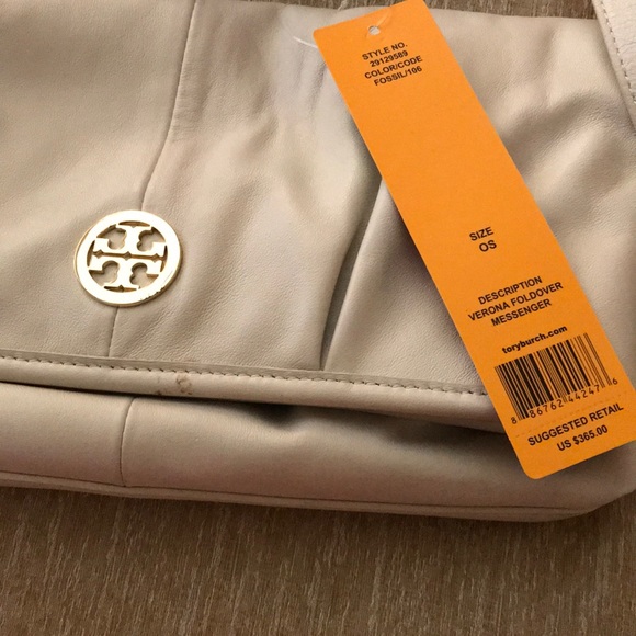 Verona Foldover Messenger - Picture 2 of 6